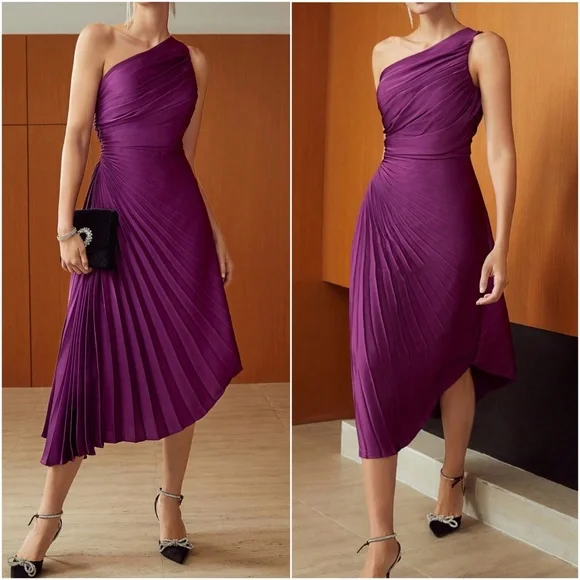 Classic Purple Pleated Party Formal Wedding Dress - Picture 4 of 5